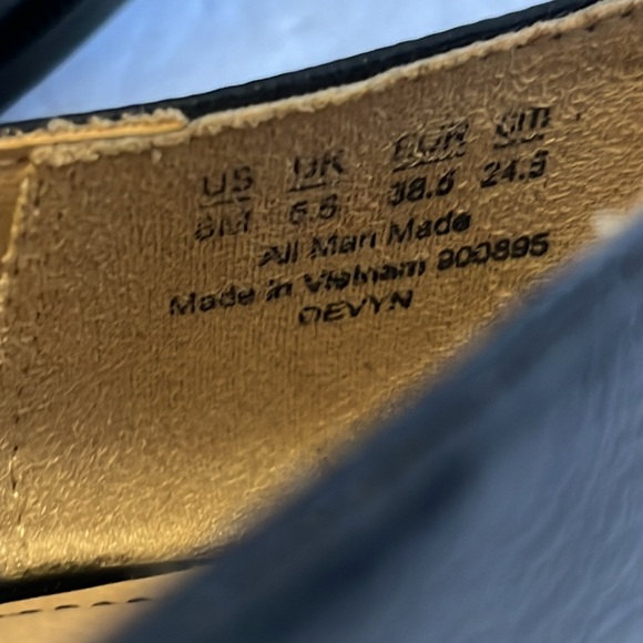 LifeStride Devyn Loafer - Picture 9 of 9